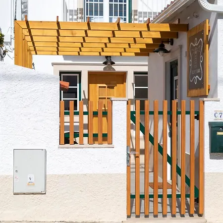 Farol Casa de hóspedes Nazaré