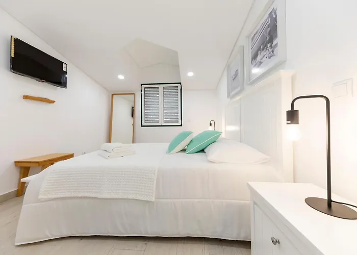 Gasthuis Farol Nazaré