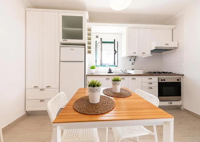 Gasthuis Farol Nazaré